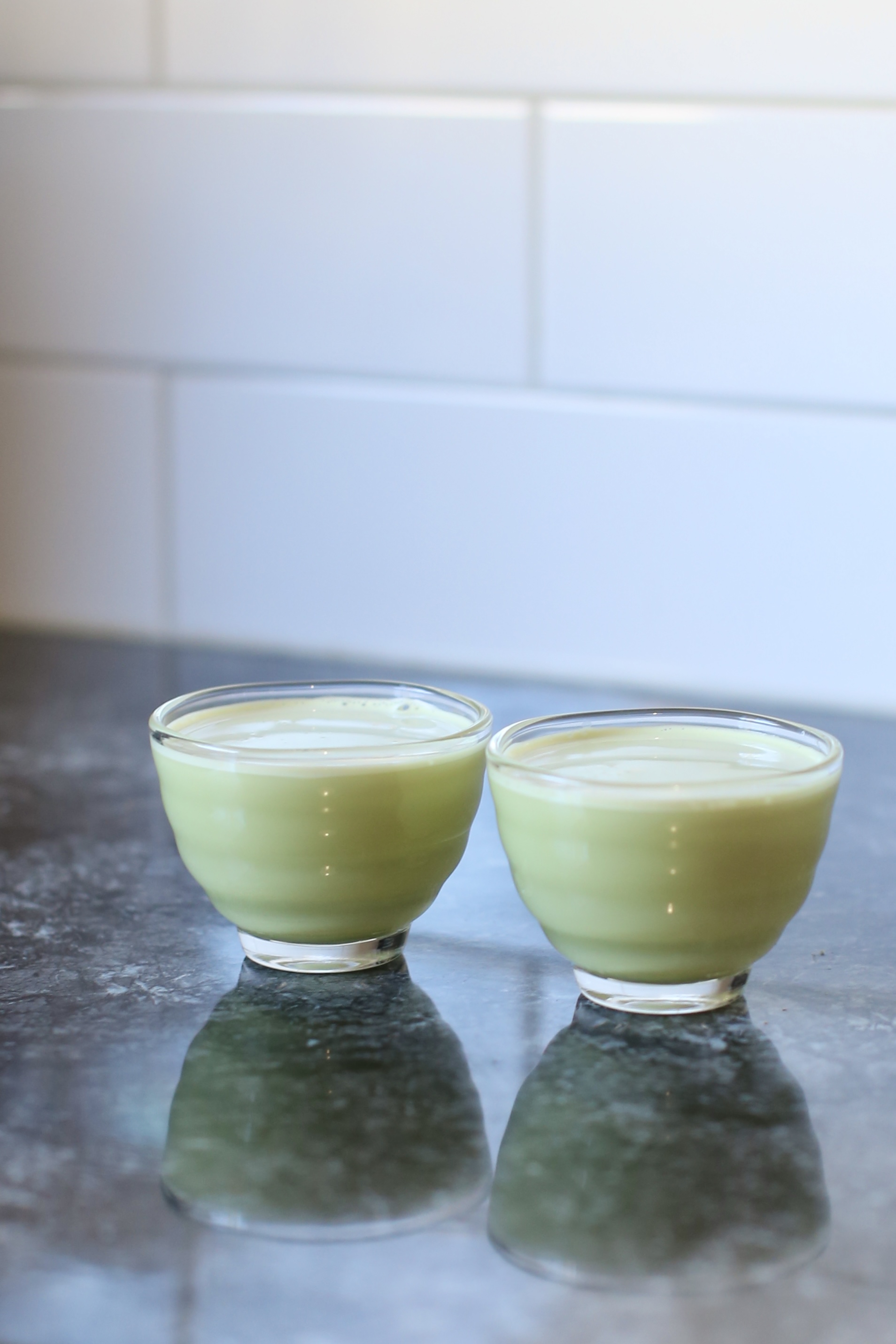 Nitro Pistachio Matcha – Fløjlsblød luksus med sifon